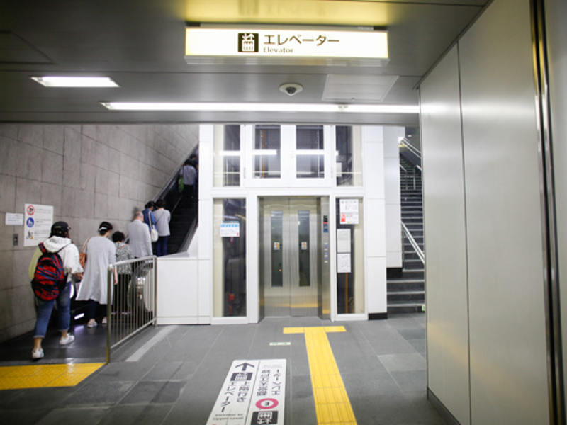 Shinjuku-nishiguchi Station of Toei Oedo Line